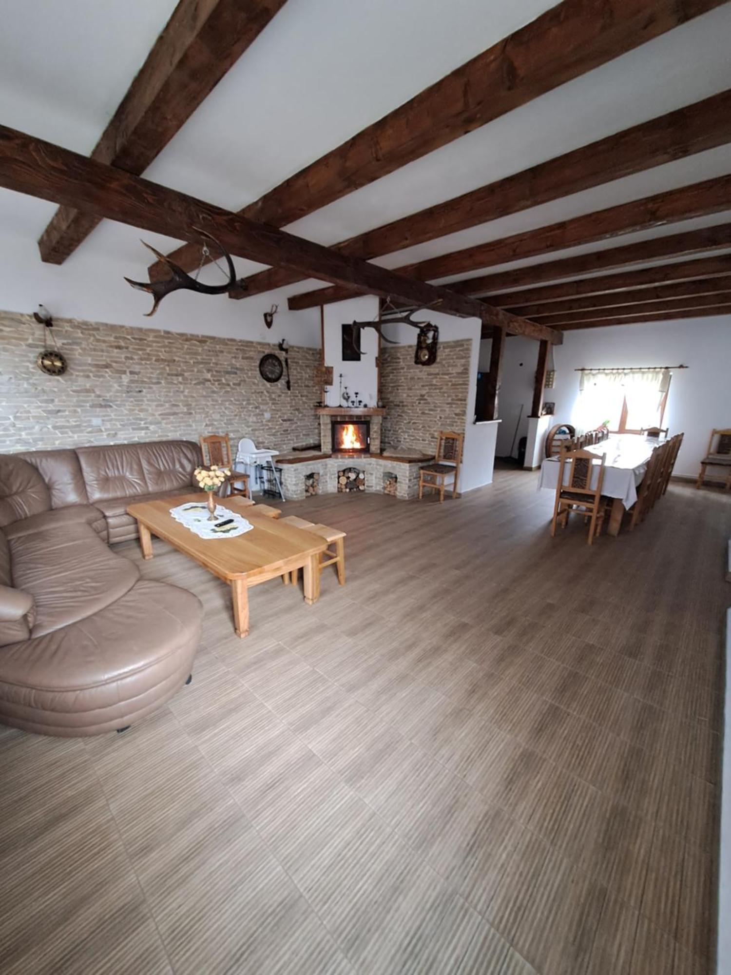 Отель Casa Cristalul Muntilor Пояна-Мэрулуй Экстерьер фото