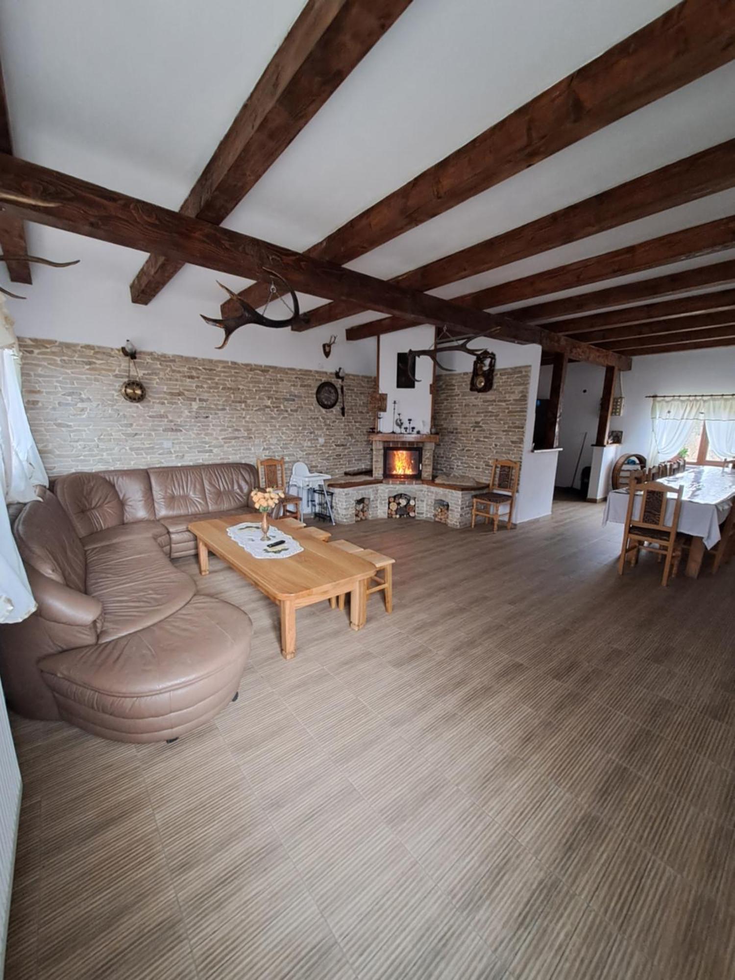 Отель Casa Cristalul Muntilor Пояна-Мэрулуй Экстерьер фото